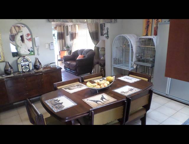 3 BEDROOM HOUSE SOLD IN HESTEAPARK